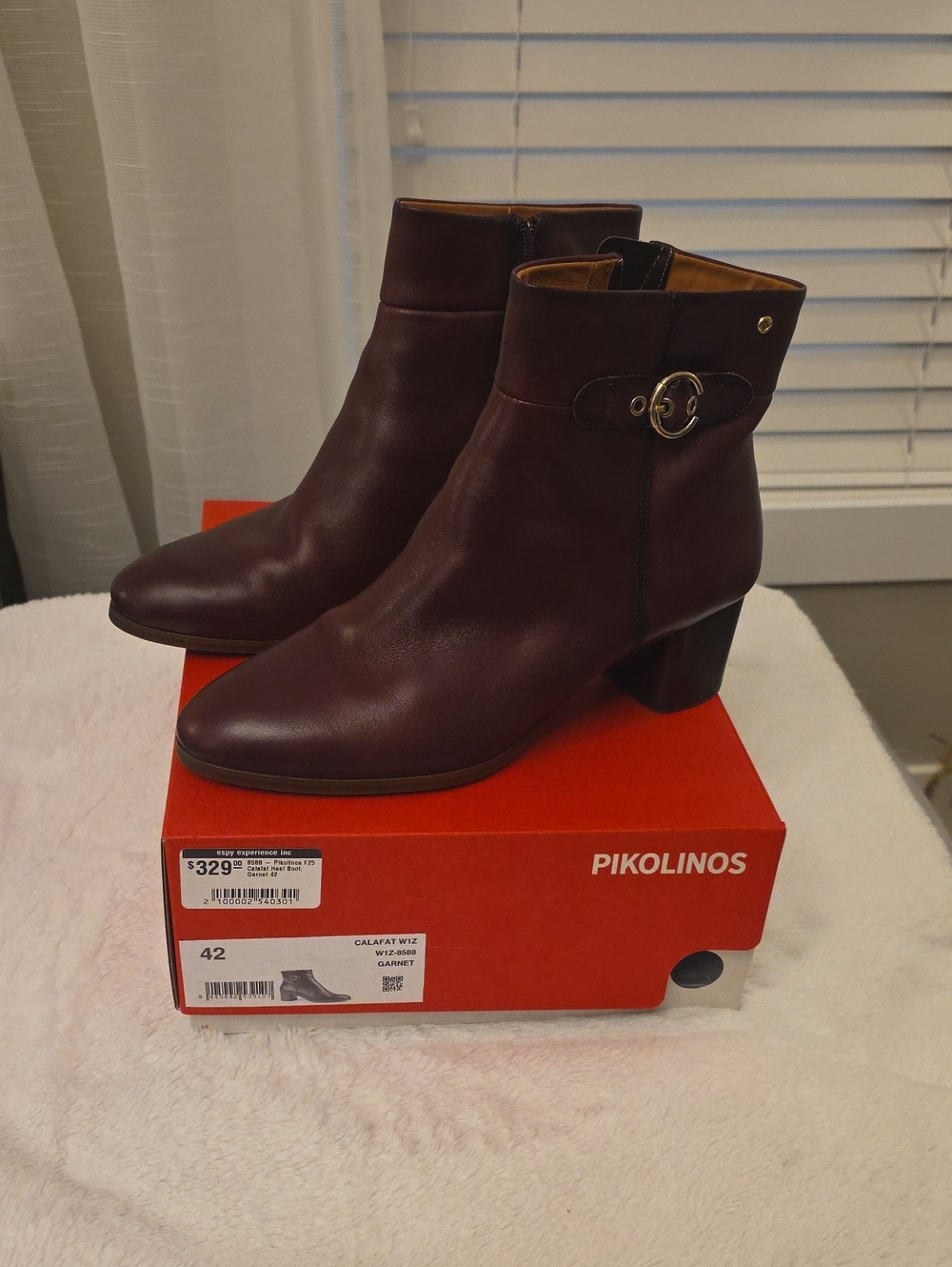Women's WINE/BURGUNDY Pikolinos Buttery Leather Ankle Boots